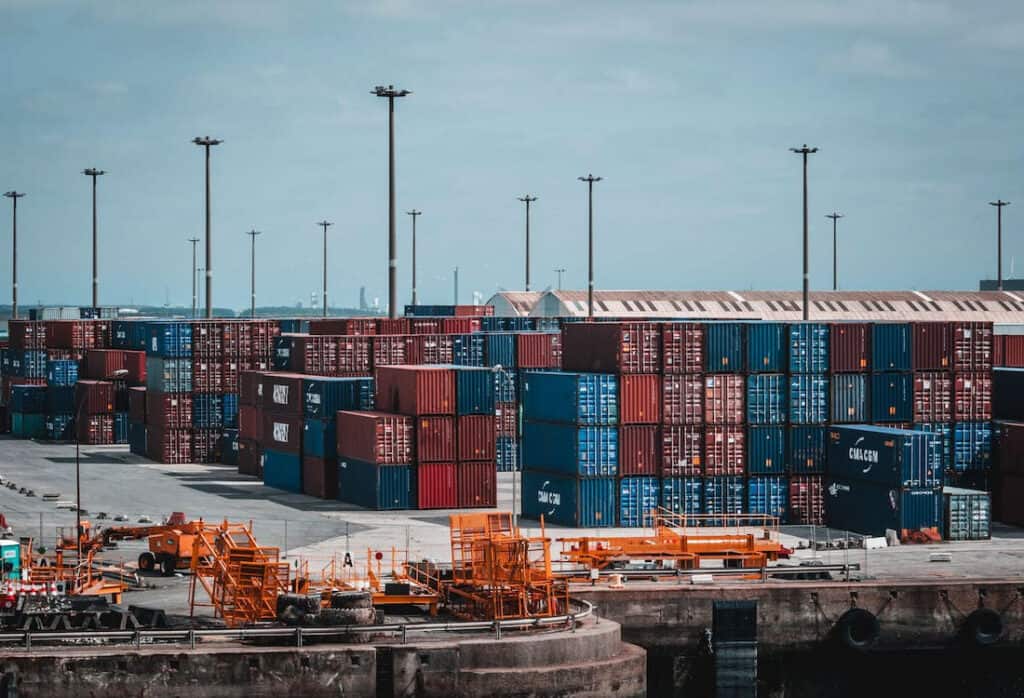 Maersk Cutting 10,000 Jobs in Face of ‘Worsening Market Conditions' - Universal Logistics Trade Alerts - November 7, 2023